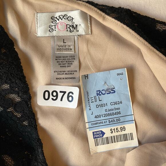 Sweet Storm Women Maxi Dress size M Black with Lace Sleeveless Cut Out Waist NWT - Picture 7 of 9